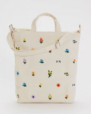 Embroidered Ditsy Floral Baggu Zip Duck | 314-WPTQSL