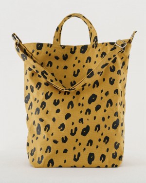 Leopard Baggu Duck | 184-ODXNJC