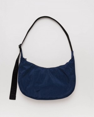 Navy Baggu Medium Nylon Crescent | 354-VXDBIN