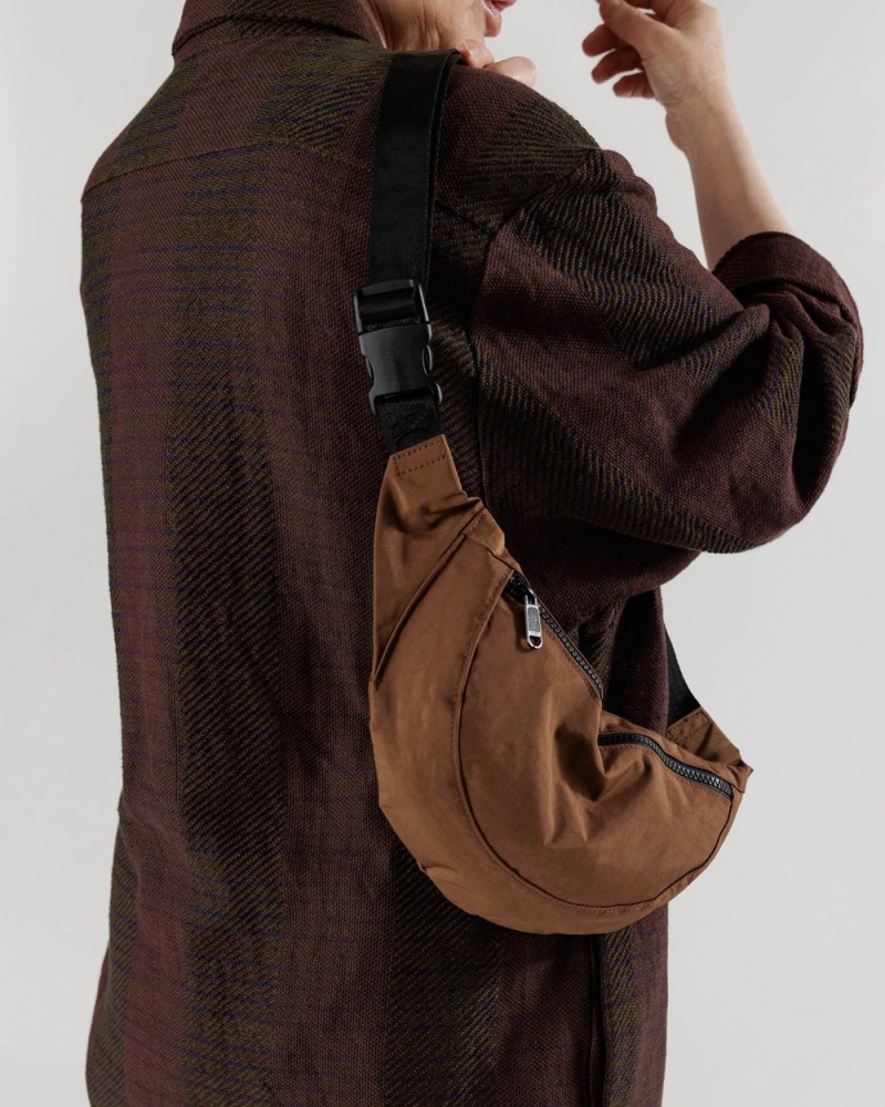 Brown Baggu Crescent Fanny Pack | 378-DJSINA