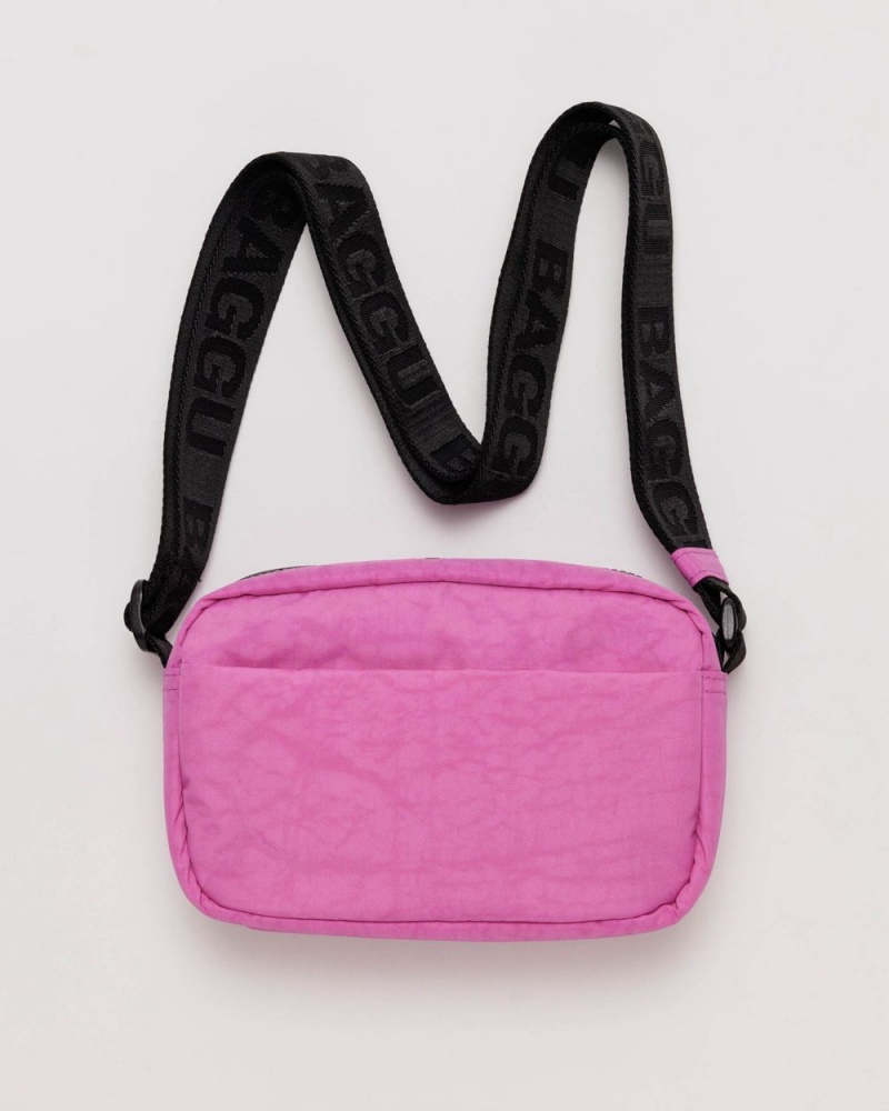 Extra Pink Baggu Camera | 216-DMYJKV