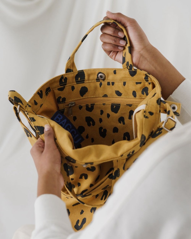 Leopard Baggu Duck | 184-ODXNJC