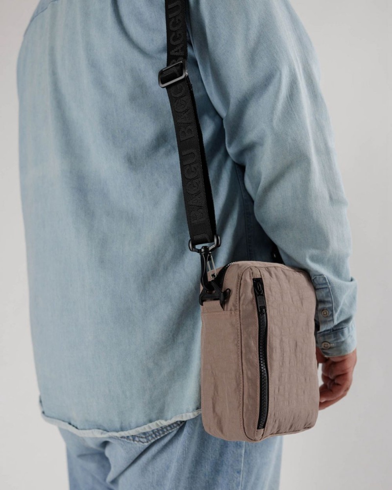 Taupe Baggu Sport | 958-KRDBQM